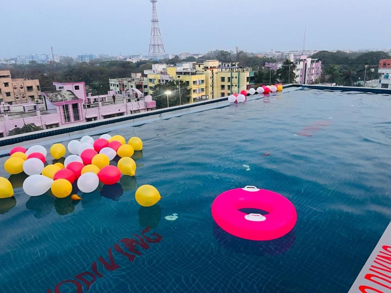 Hotel Lake View Baharampur 外观 照片