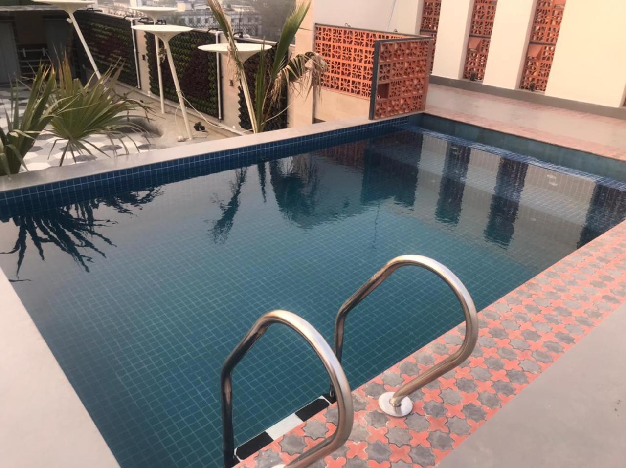 Hotel Lake View Baharampur 外观 照片