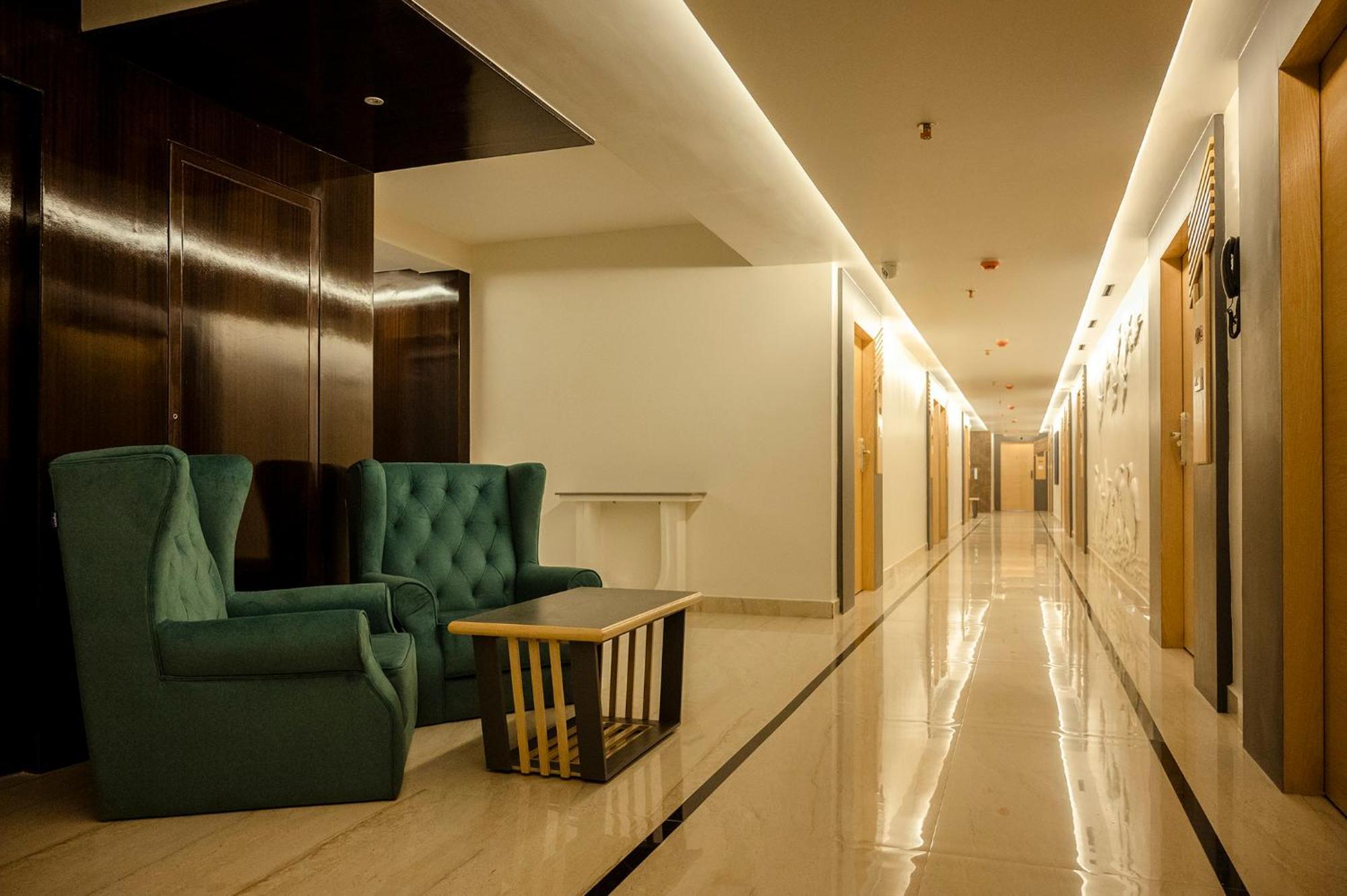 Hotel Lake View Baharampur 外观 照片