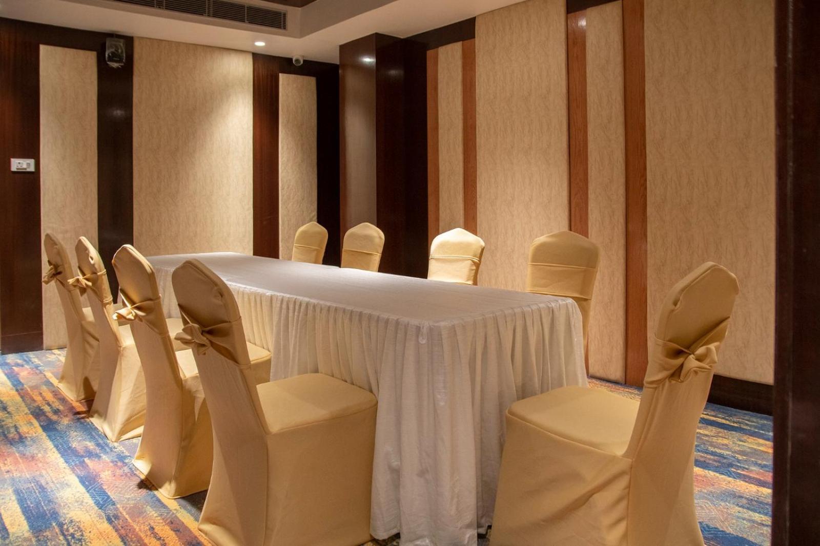 Hotel Lake View Baharampur 外观 照片