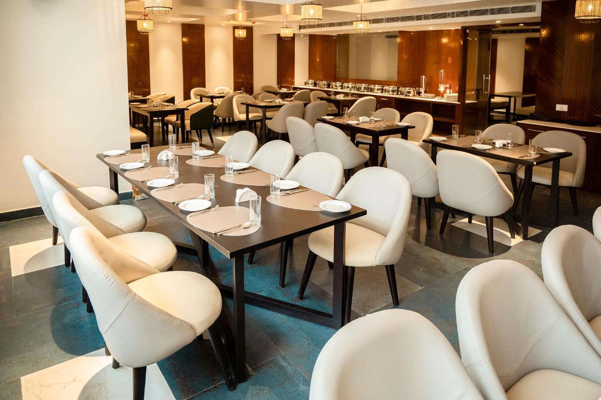 Hotel Lake View Baharampur 外观 照片